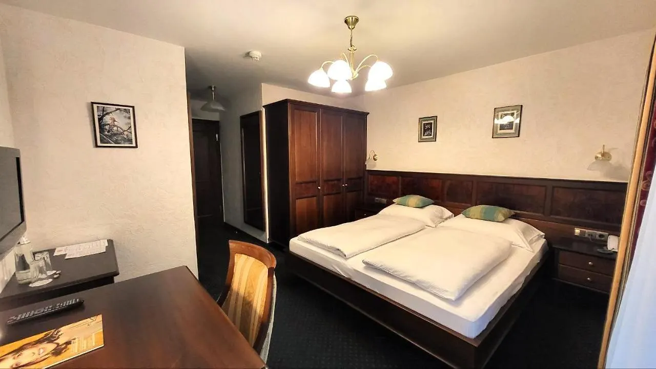 Hotel Hotel-Restaurant Batzenhaeusl Innsbruck